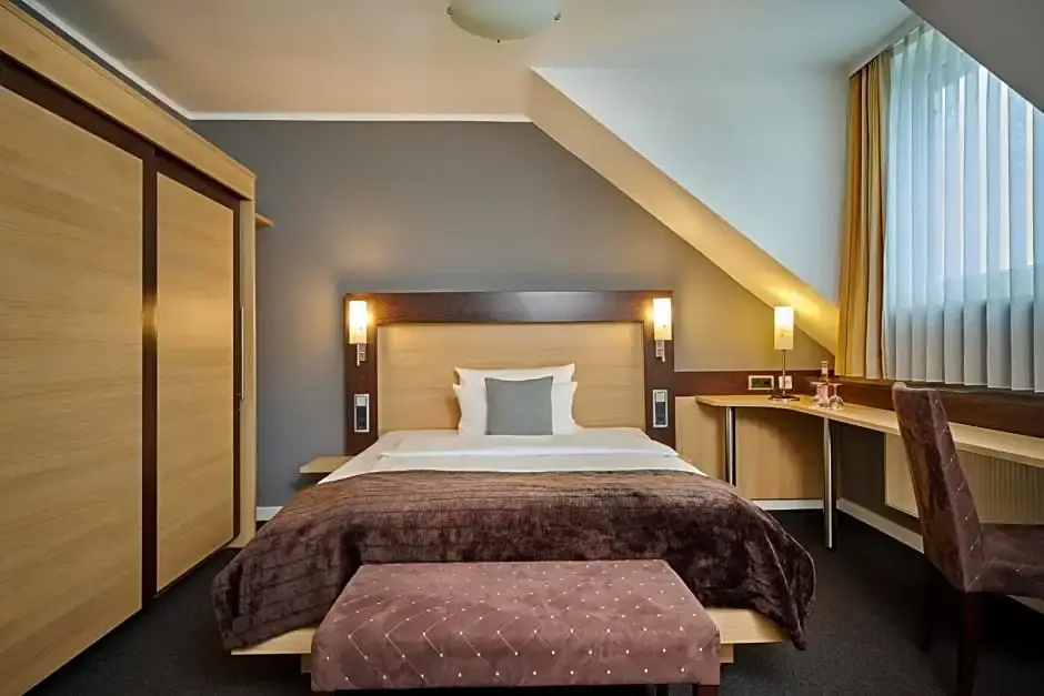 Double Studio (full double bed)