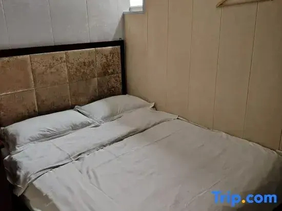 Economy Double room (full double bed)