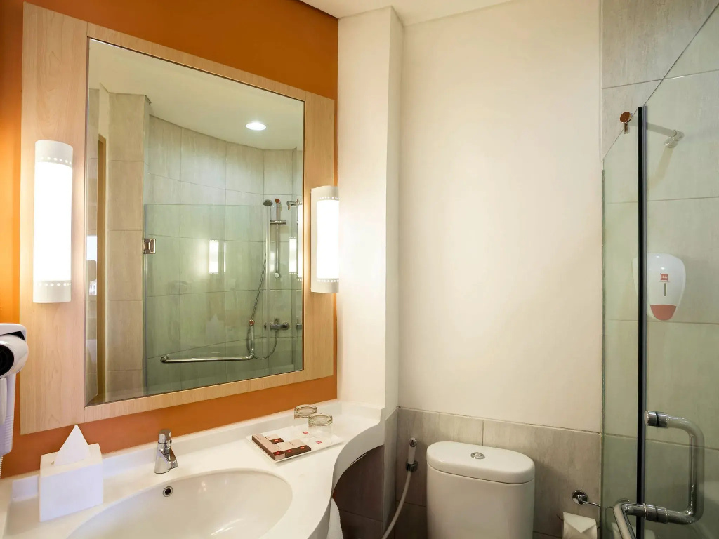 Ibis Jakarta Harmoni - Général