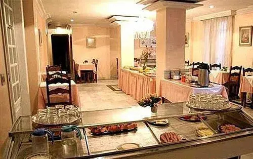 Reinales Plaza Hotel - Général