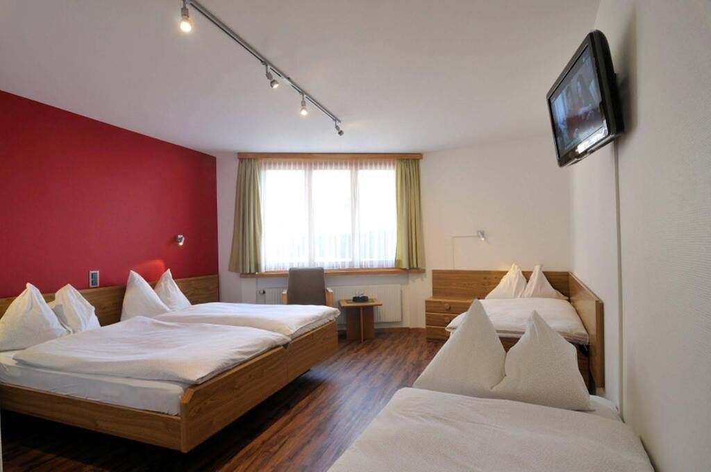 Hotel Toscana by null