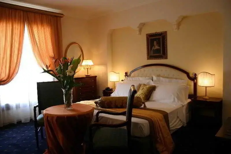 Grand Hotel Palace - Chambres