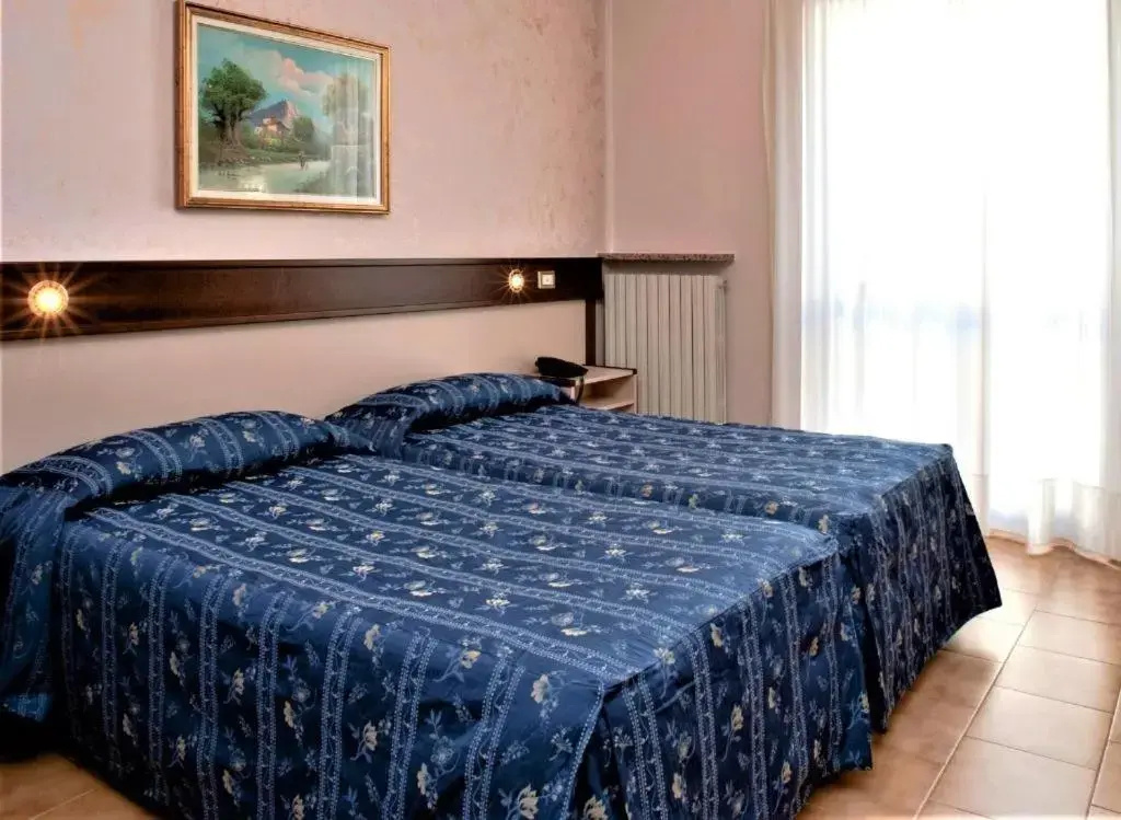 Bes Hotel Papa San Pellegrino Terme - Chambres
