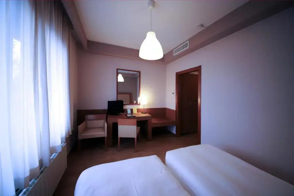 Monica Hotel Fiera - Chambres