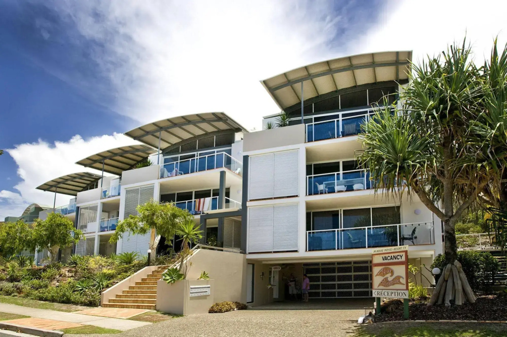 Aqua Promenade Beachfront Apartments