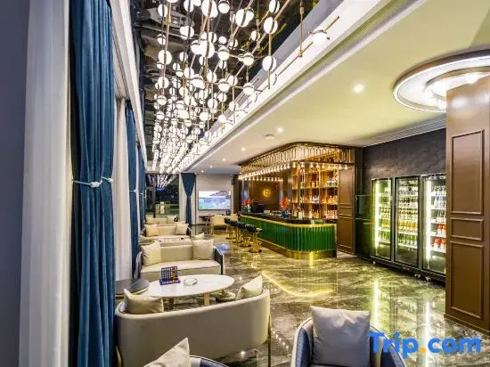 Food & Beverage