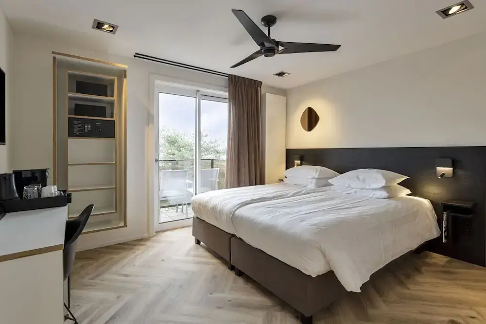 Deluxe room with balcony
