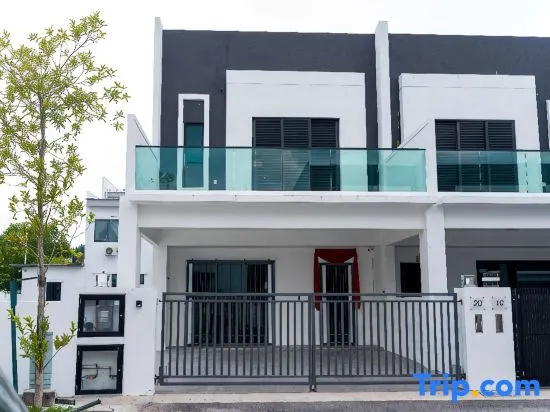 New(30% Promo)City Living 4BR 9 Pax @ALMA Santuari