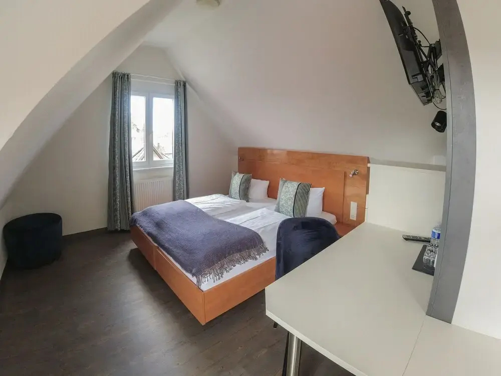 Standard Double room (full double bed)