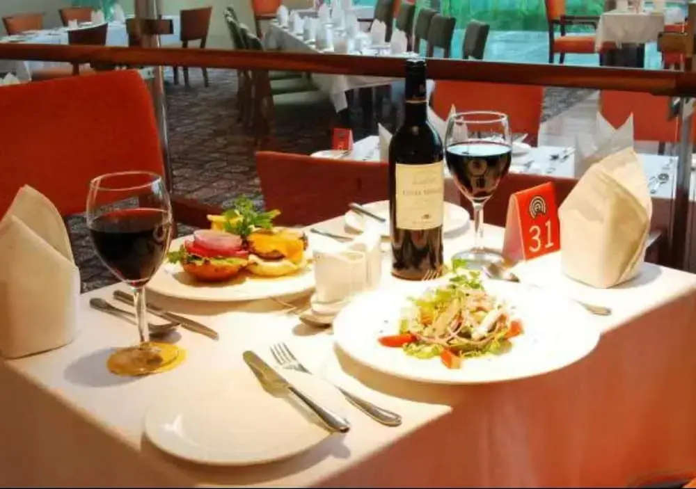 Food & Beverage