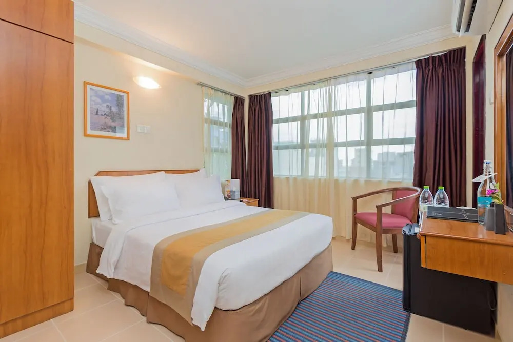 Champa Central Hotel