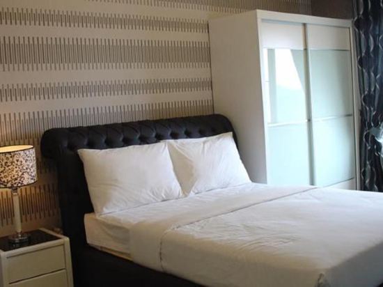 Duta Hotel & Residence