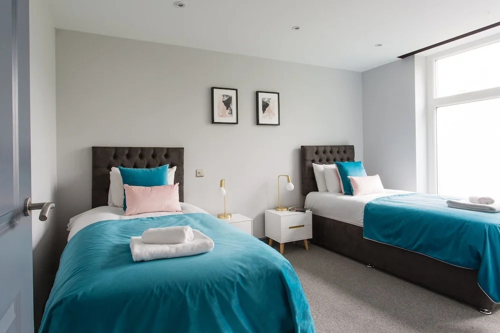 Flying Butler - Farnborough