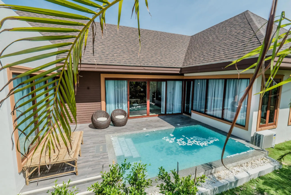 Grand Villa