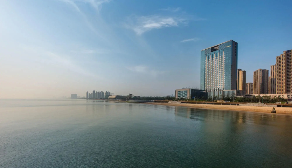 Beach & Waterfront