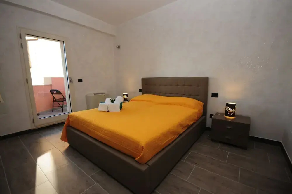 Standard Double room with balcony and with sea view (full double bed)