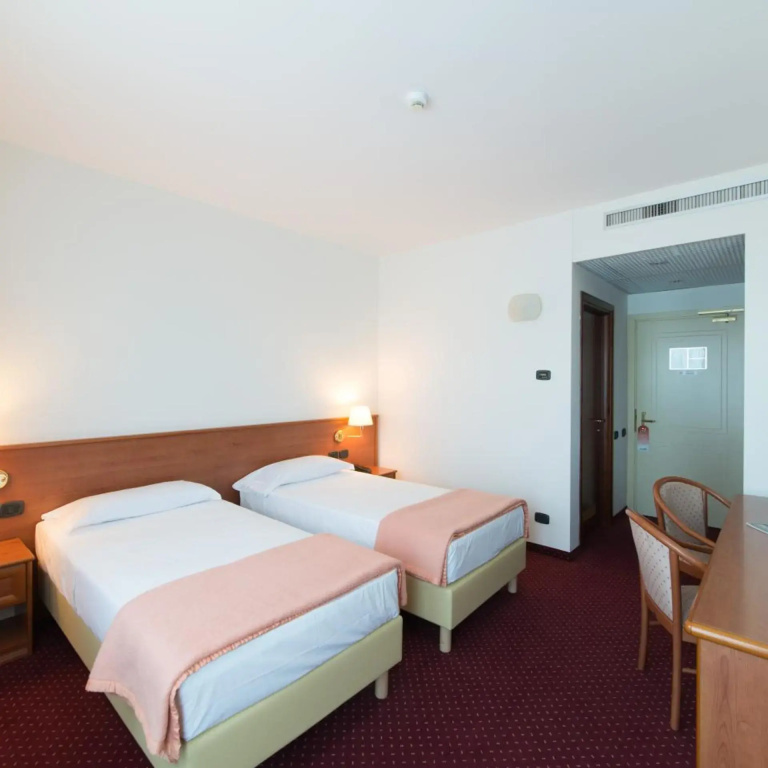 Hotel photo 37