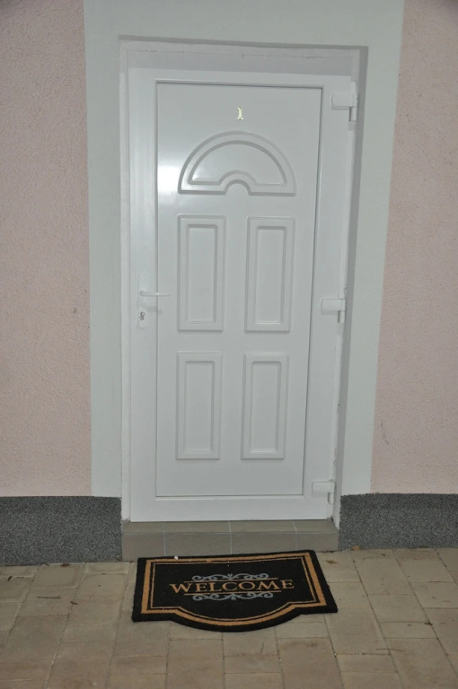 Image 33