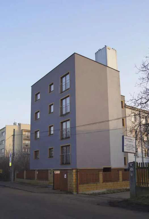 Plus Hotel