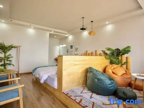 Standard Double room with lake view (twin beds)
