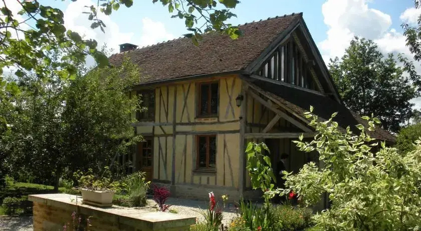 Le Charme aux Bois