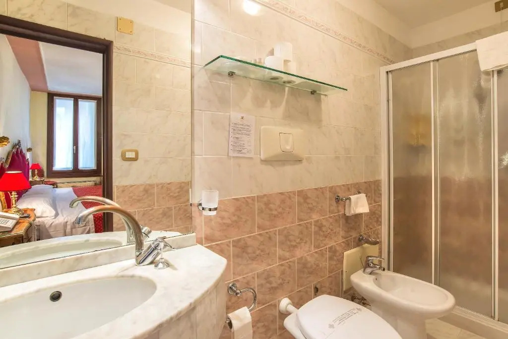 Hotel La Fenice Et Des Artistes - Chambres