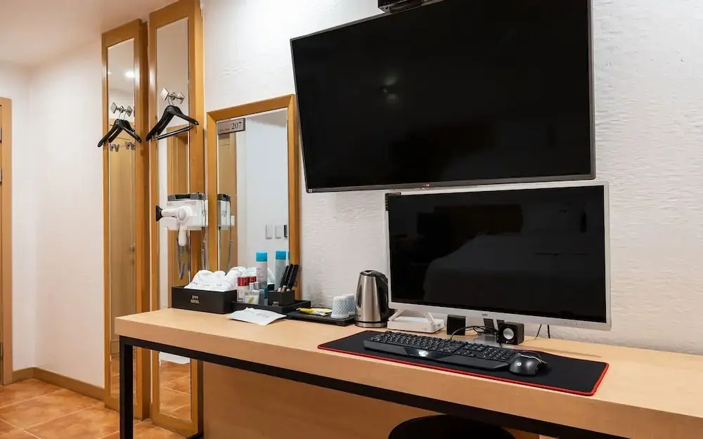 Business Centre
