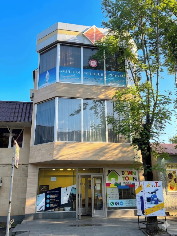 DownTown Guest House