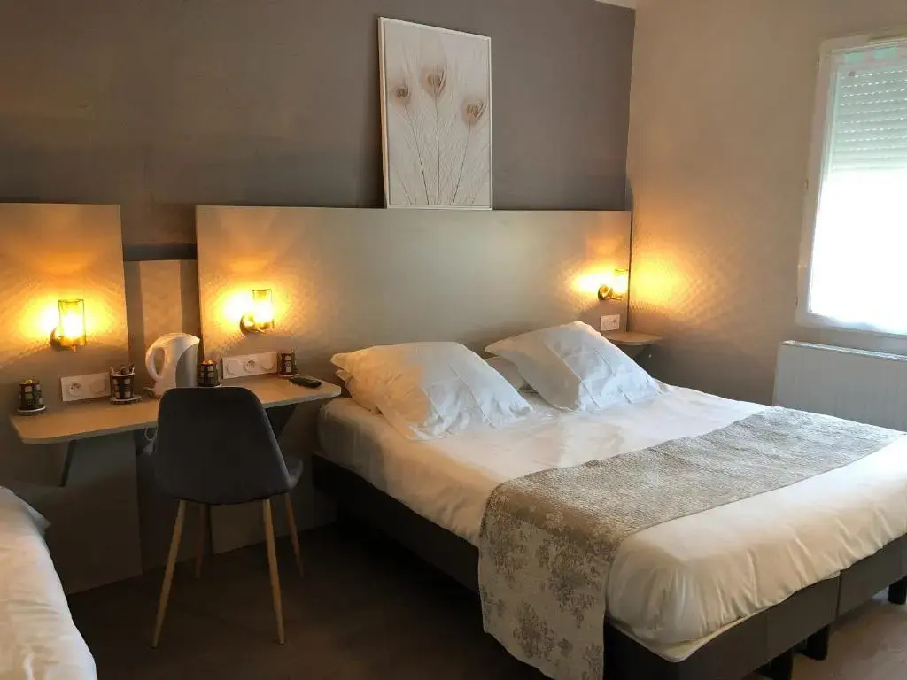 Superior Double room (full double bed)