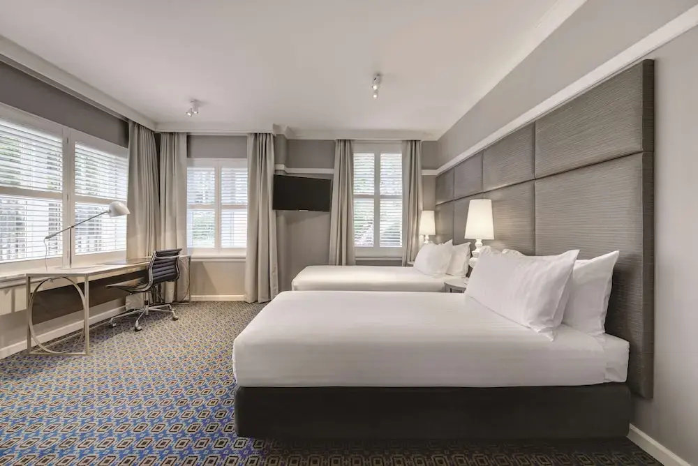 Deluxe Double room (full double bed)