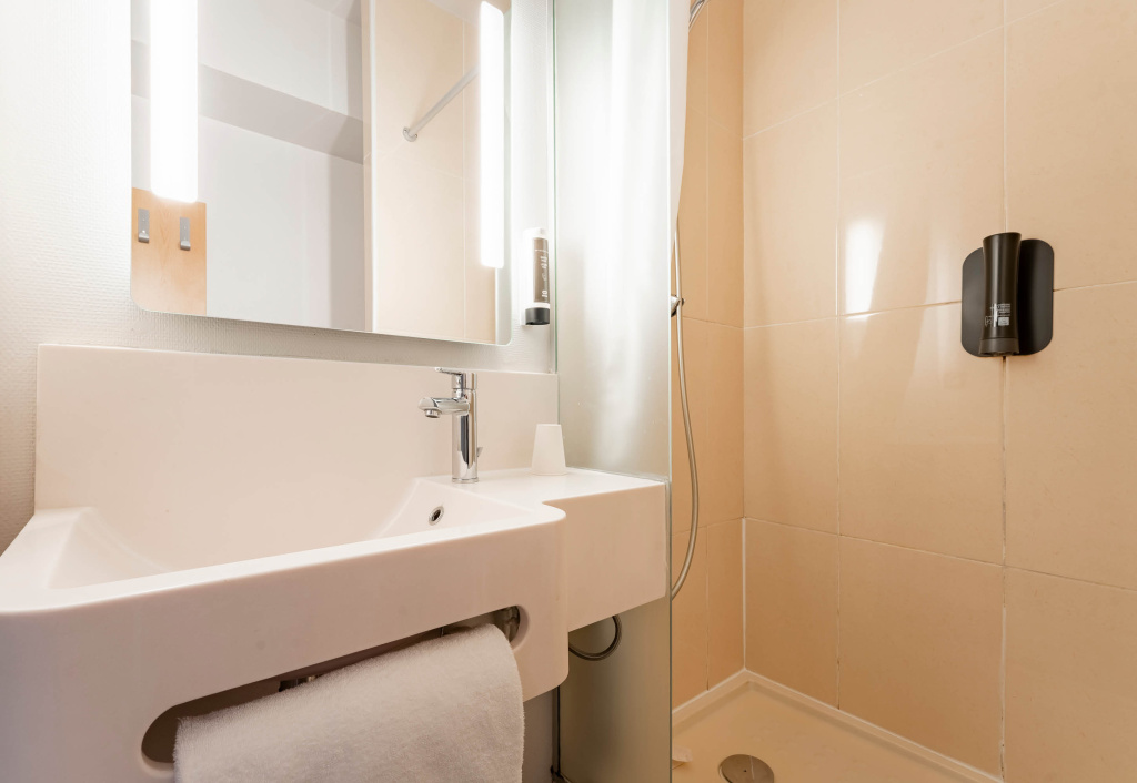 Afficher la photo 8 — B&B HOTEL Valenciennes Marly