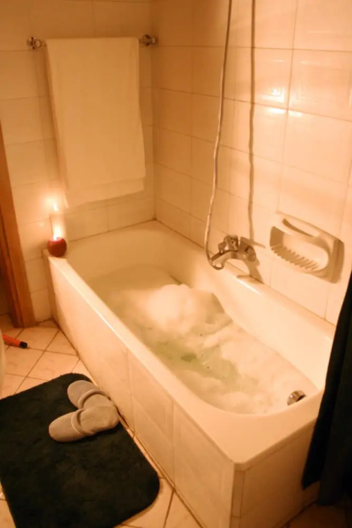 Sunshine Hotel - Chambres