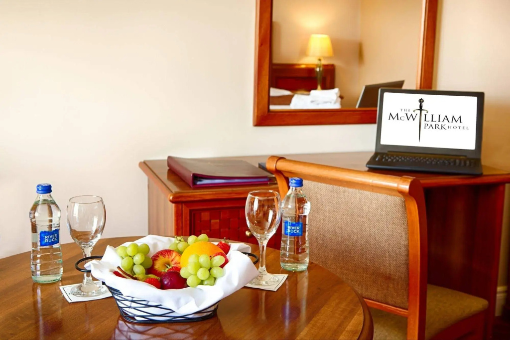 The McWilliam Park Hotel Mayo - Général