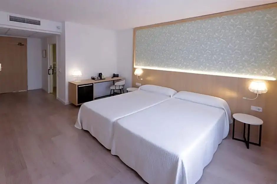 Hotel Sercotel Carlos III - Chambres