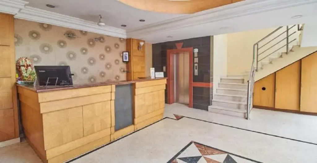 Economy room