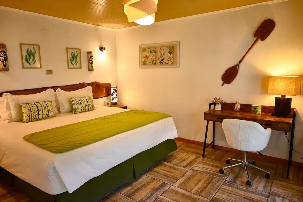 Superior Double room with balcony (full double bed)