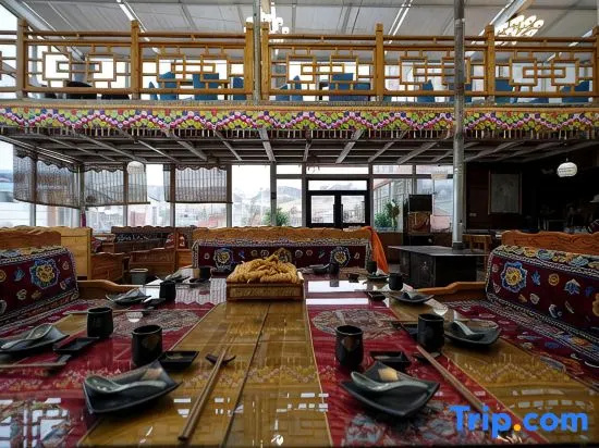 Zaxi Backpackers' Home