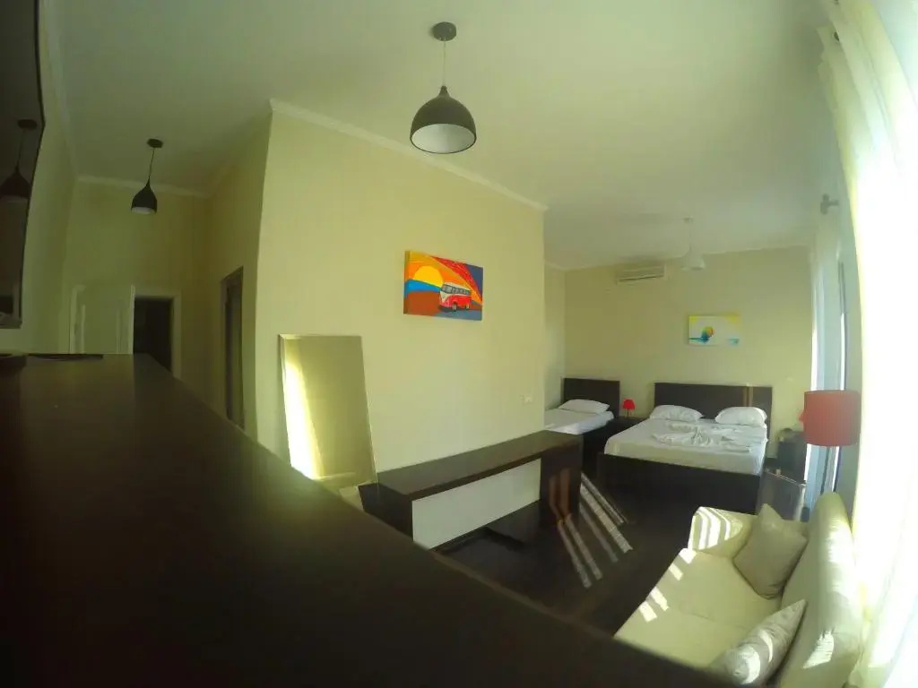 Standard Triple room with balcony