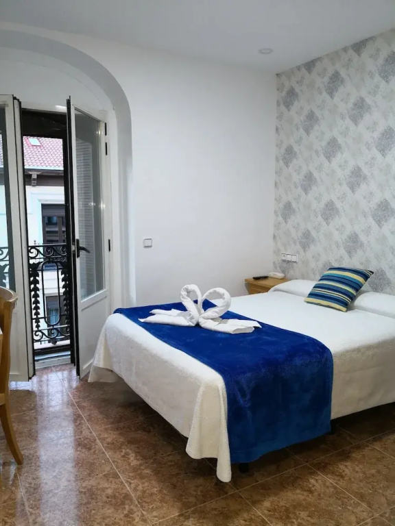 Standard Double room with balcony and with city view (full double bed)
