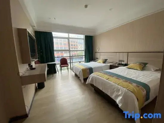 Deluxe Double room (full double bed)