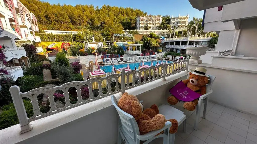 Трёхместный номер Standard в Club Hotel Anjeliq