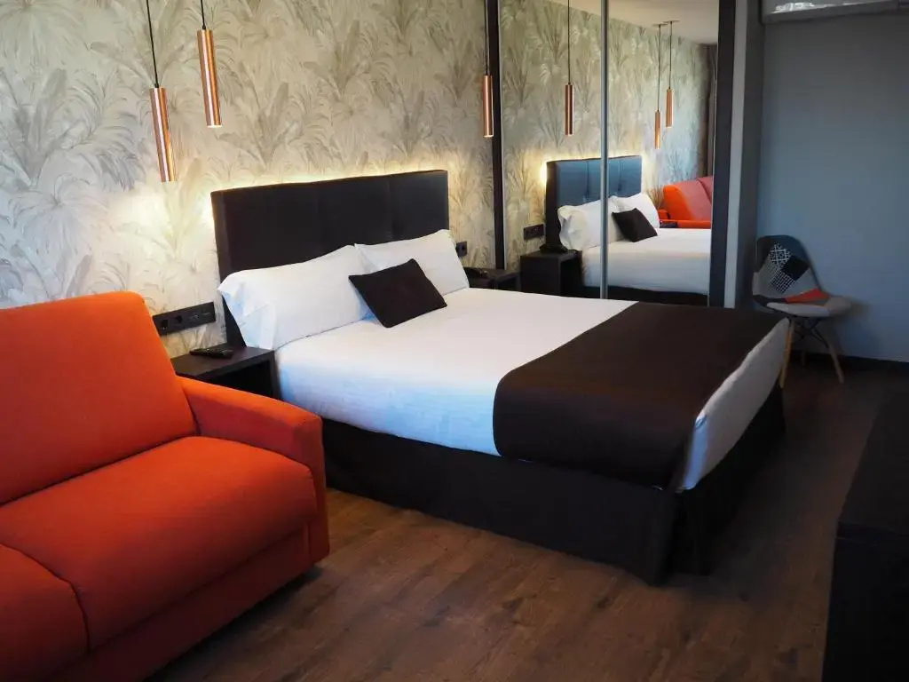 Superior Double room (full double bed)
