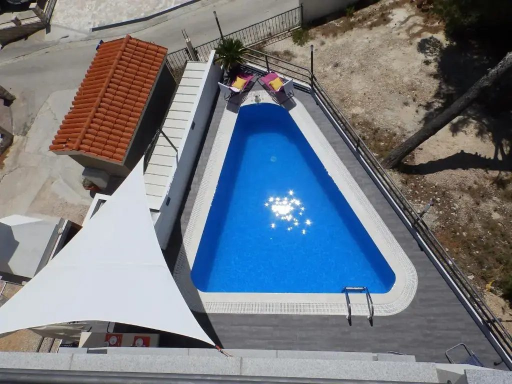 2 Bedrooms Apartment with sea view