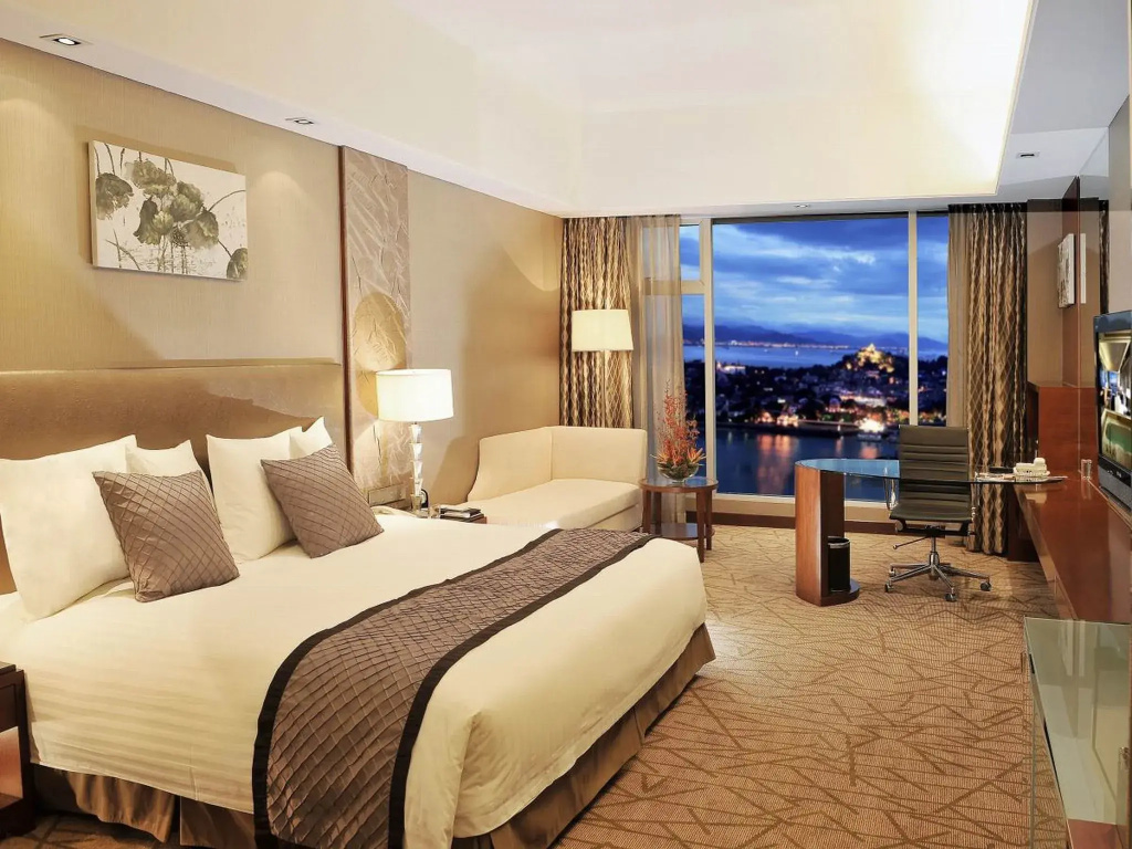 Executive Double room with sea view (full double bed)