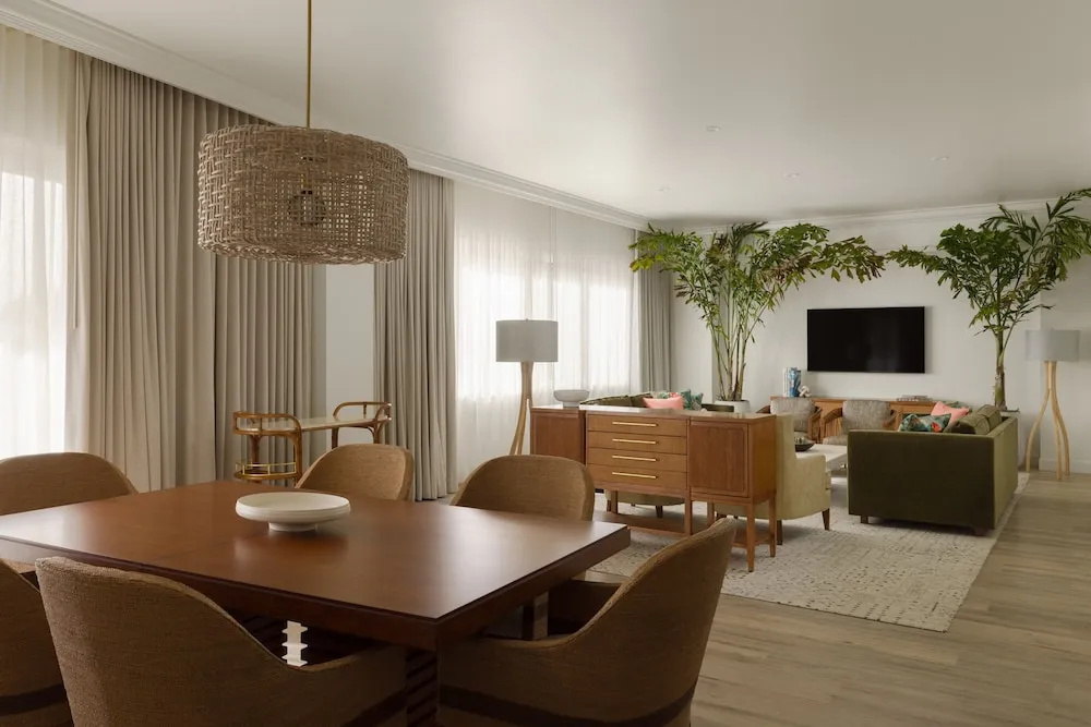 Grand Suite with balcony