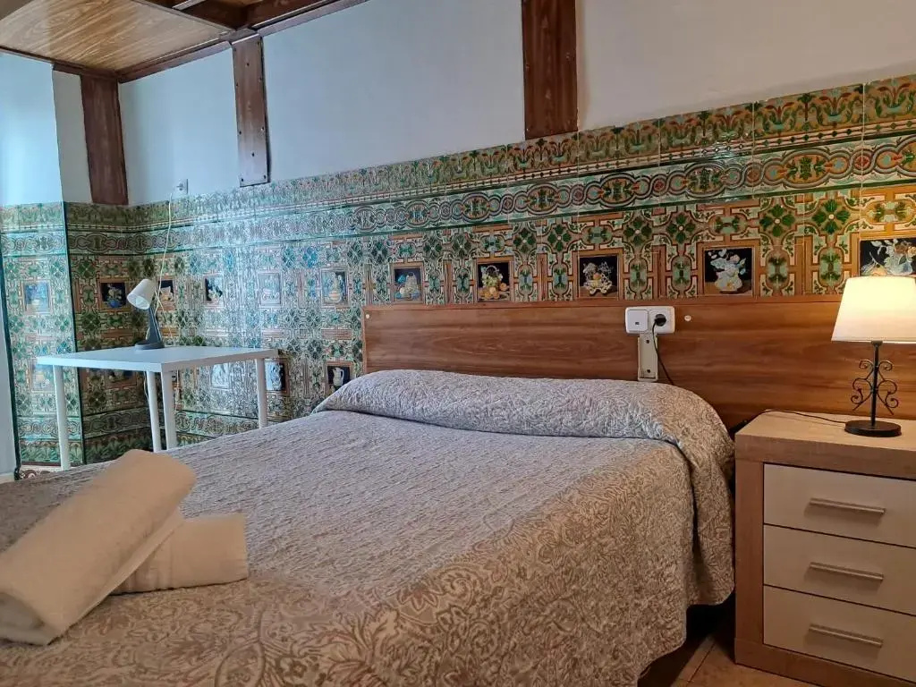 Economy room