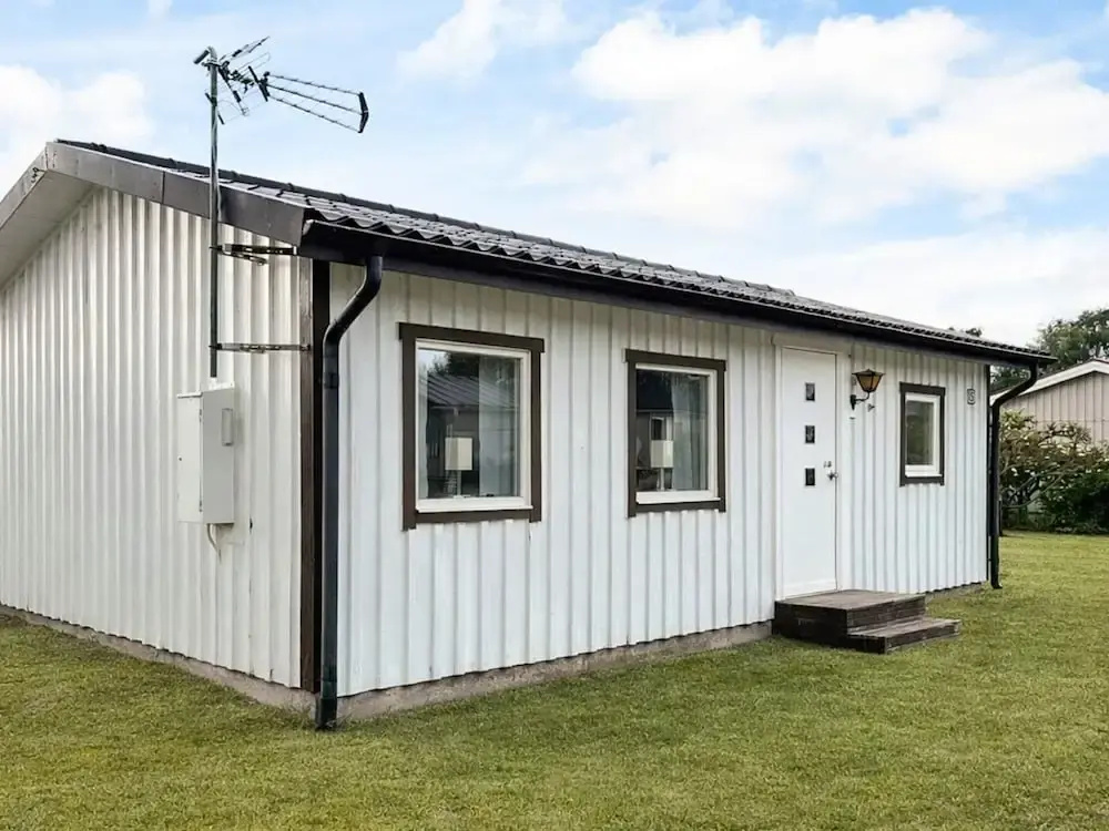 6 Person Holiday Home in Mellbystrand