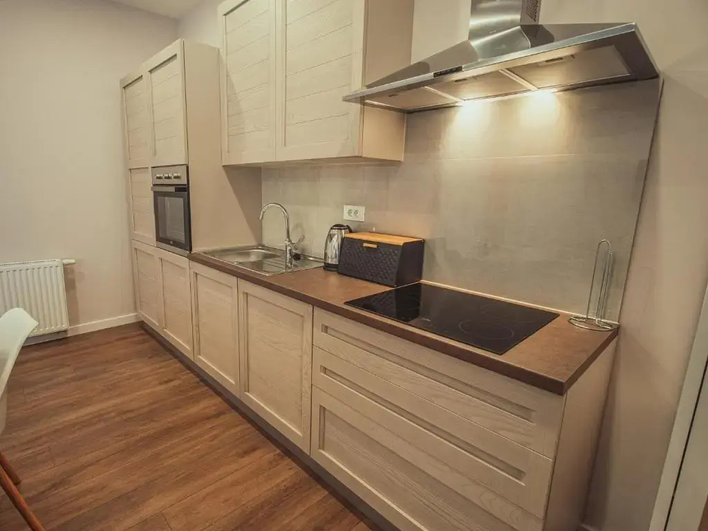 2 Bedrooms Apartment