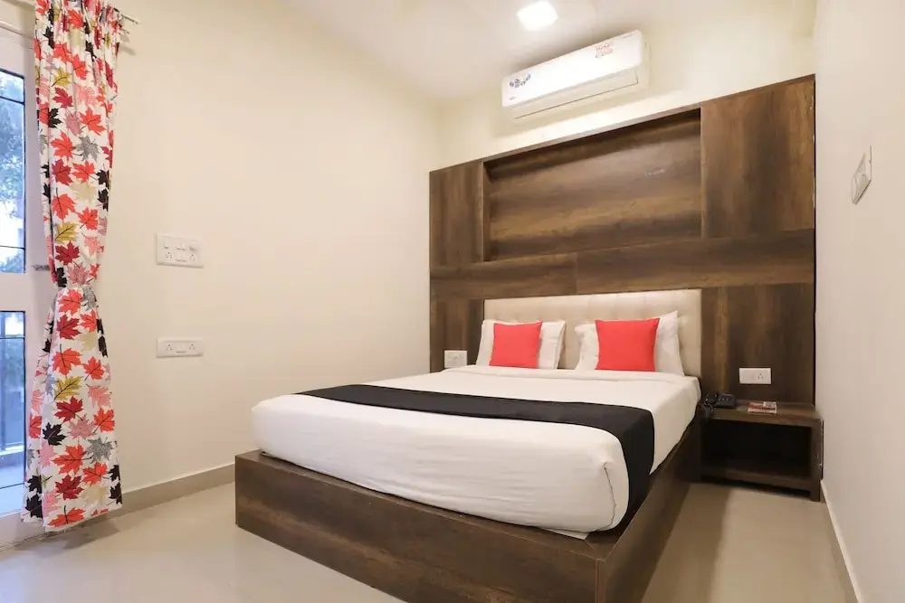 OYO 1078 Hotel Royal Serenity - Chambres