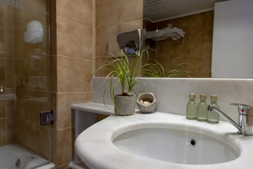 Santa Marina Beach Hotel - Chambres